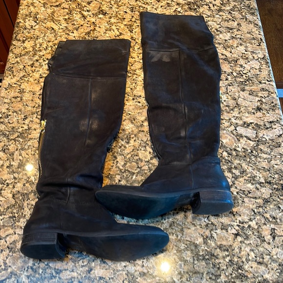 Steve Madden Shoes - Steve Madden Heisnbrg black leather thigh high over knee boots 10